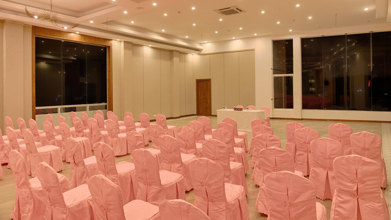 Northgate Jaffna Hotel Bagian luar foto